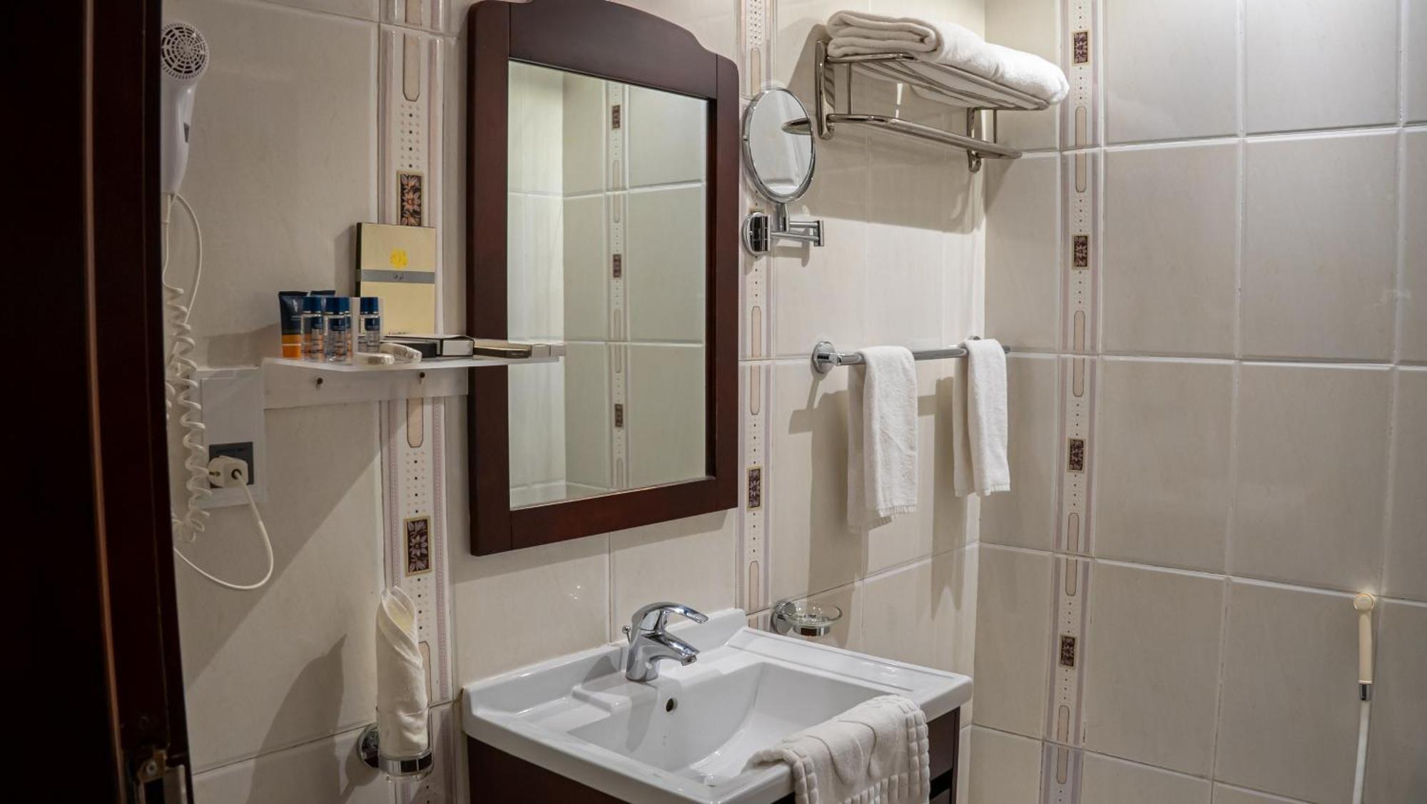 Hotel Al Rayyan Makiya Towers 1 3*